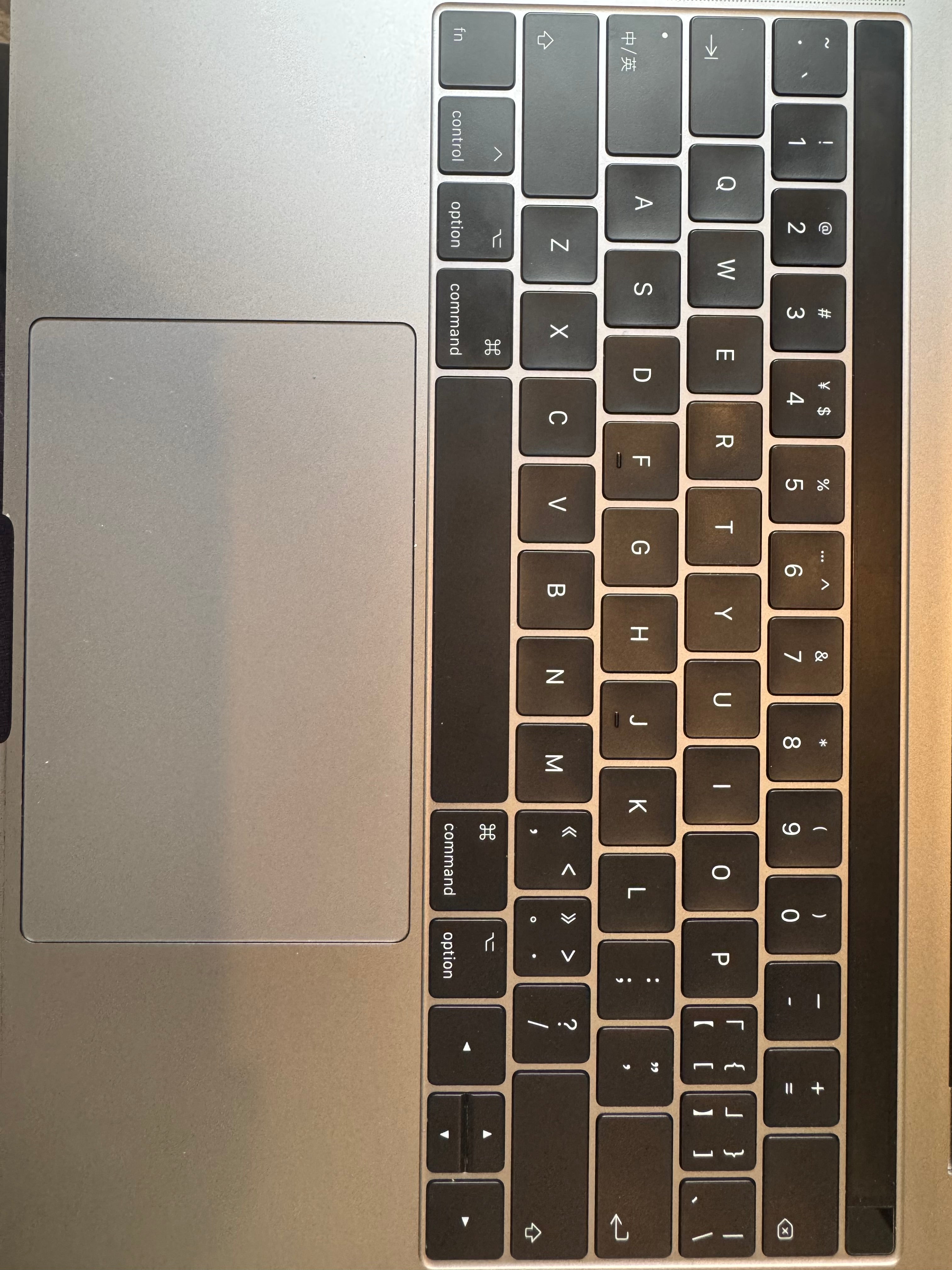 Apple MacBook Pro 13" 2017 | 3.1GHz i5 | 8GB | 256GB - Excellent Condition - Chinese Keyboard